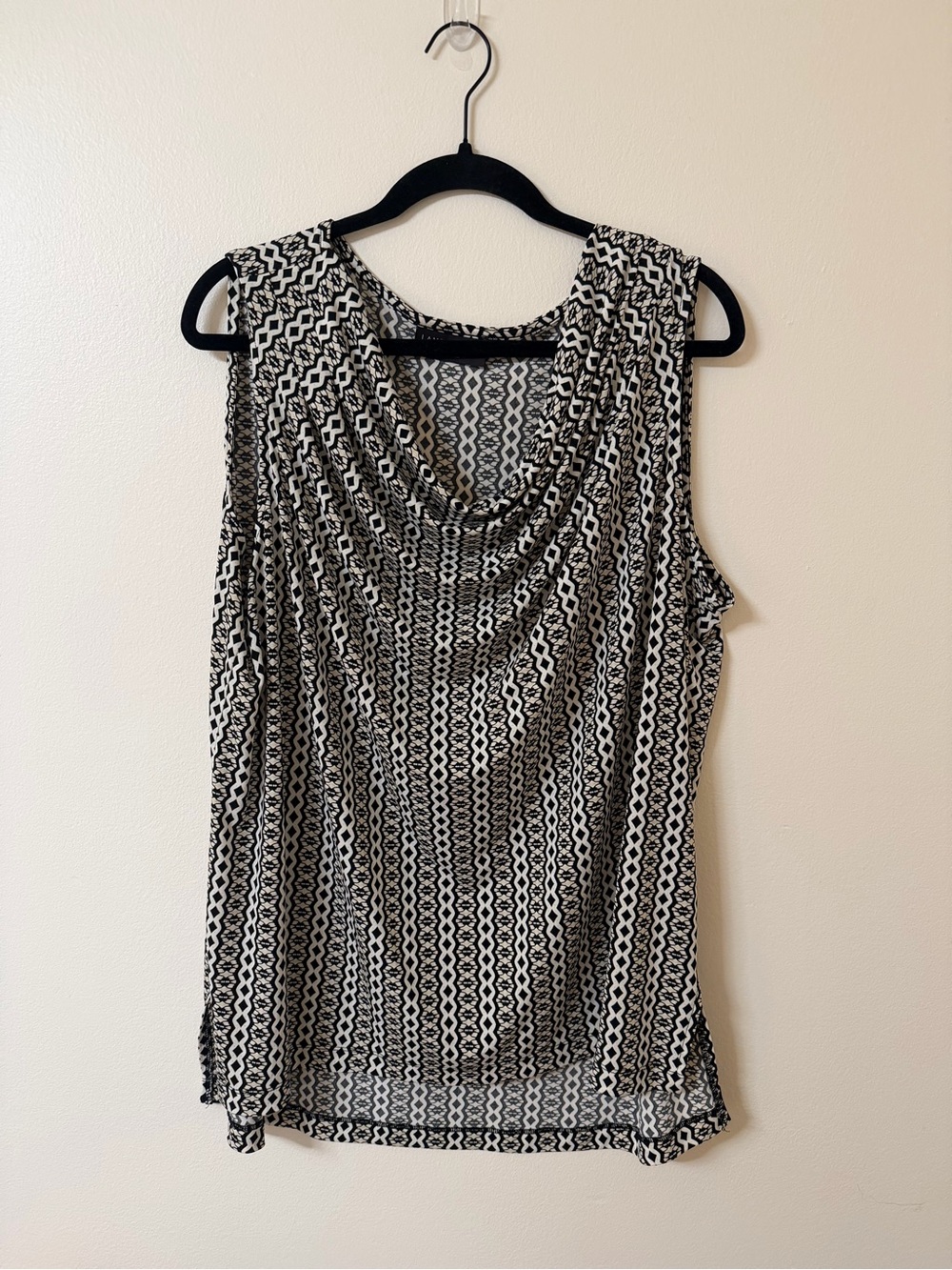 Lane Bryant Sleeveless Cowl Neck Black and White Patterned Women’s Top